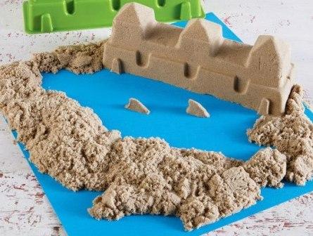 Як зробити кінетичний пісок?