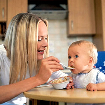 Правила введення прикорму для малюка першого року життя (частина 2)