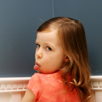 4 причини, через які дитина починає придушувати власні емоції