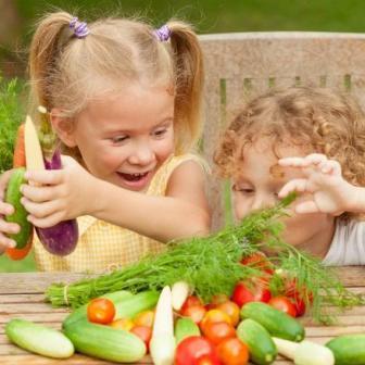 6 простих способів додати овочів і фруктів у раціон дитини