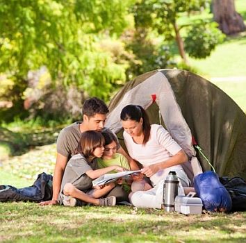 5 причин, чому для дитини корисніше обрати літній відпочинок на природі, ніж у дорогому готелі