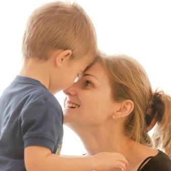 Як розмовляти з дитиною: 54 фрази, які покращують стосунки